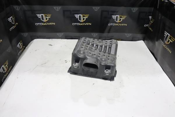 98-2006 RANGER HAVA FİLİTRE KUTUSU ALT ÇIKMA